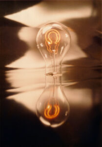 Previna logo filament lamp